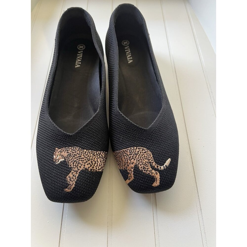VIVAIA Audrey Cheetah Round Toe Black Embroidered Flats Loafers Size 36.5 US 6